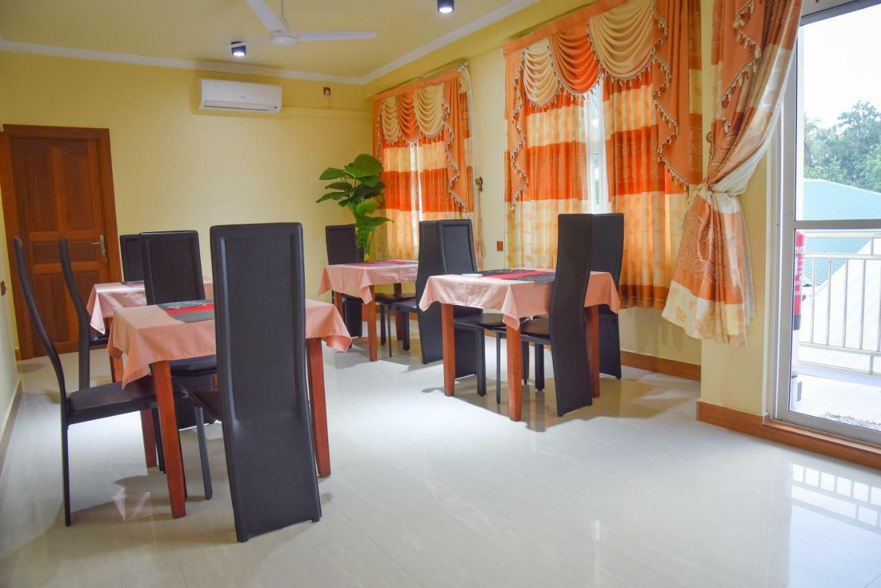 Nalaveshi Inn Đảo Đảo Huraa Ngoại thất bức ảnh